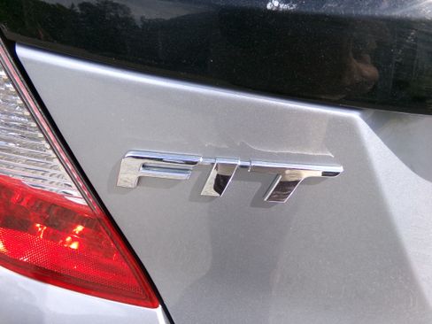 Used 2019 Honda Fit LX image 7