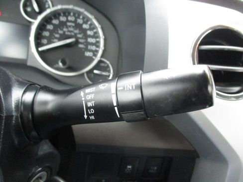 Used 2017 Toyota Tundra SR5 image 57