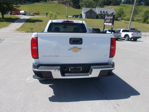 Used 2015 Chevrolet Colorado 2WD Extended Cab W/T image 3