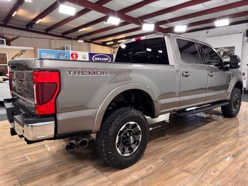 Used 2020 Ford F250 Lariat image 5