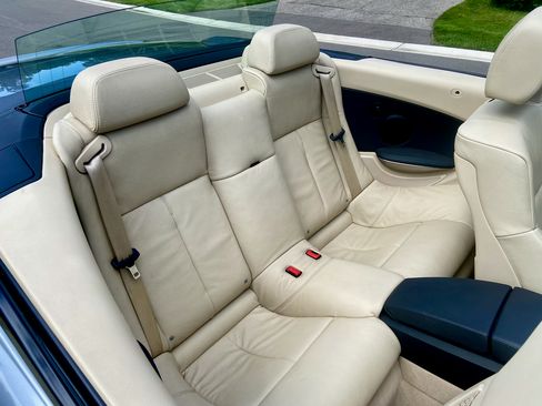Used 2006 BMW 650i Convertible RWD image 36