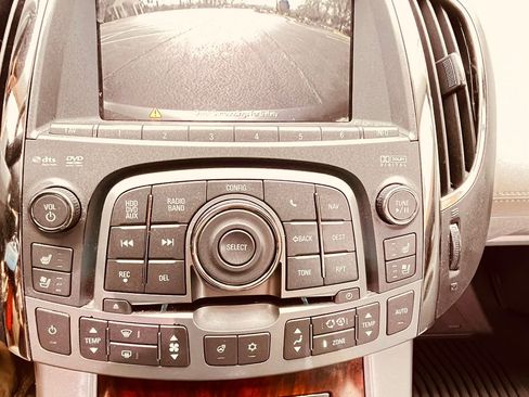 Used 2013 Buick LaCrosse Leather image 16