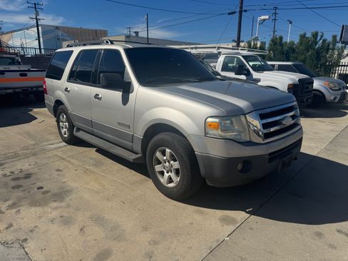 Used 2007 Ford Expedition XLT image 5
