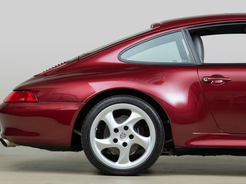 Used 1997 Porsche 911 Carrera S Coupe RWD image 62