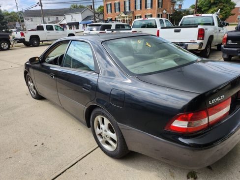 Used 2000 Lexus ES 300 image 6