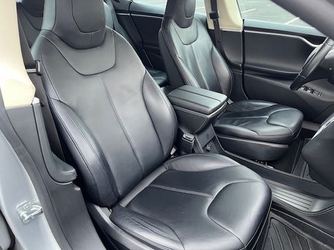 Used 2015 Tesla Model S 60 image 16