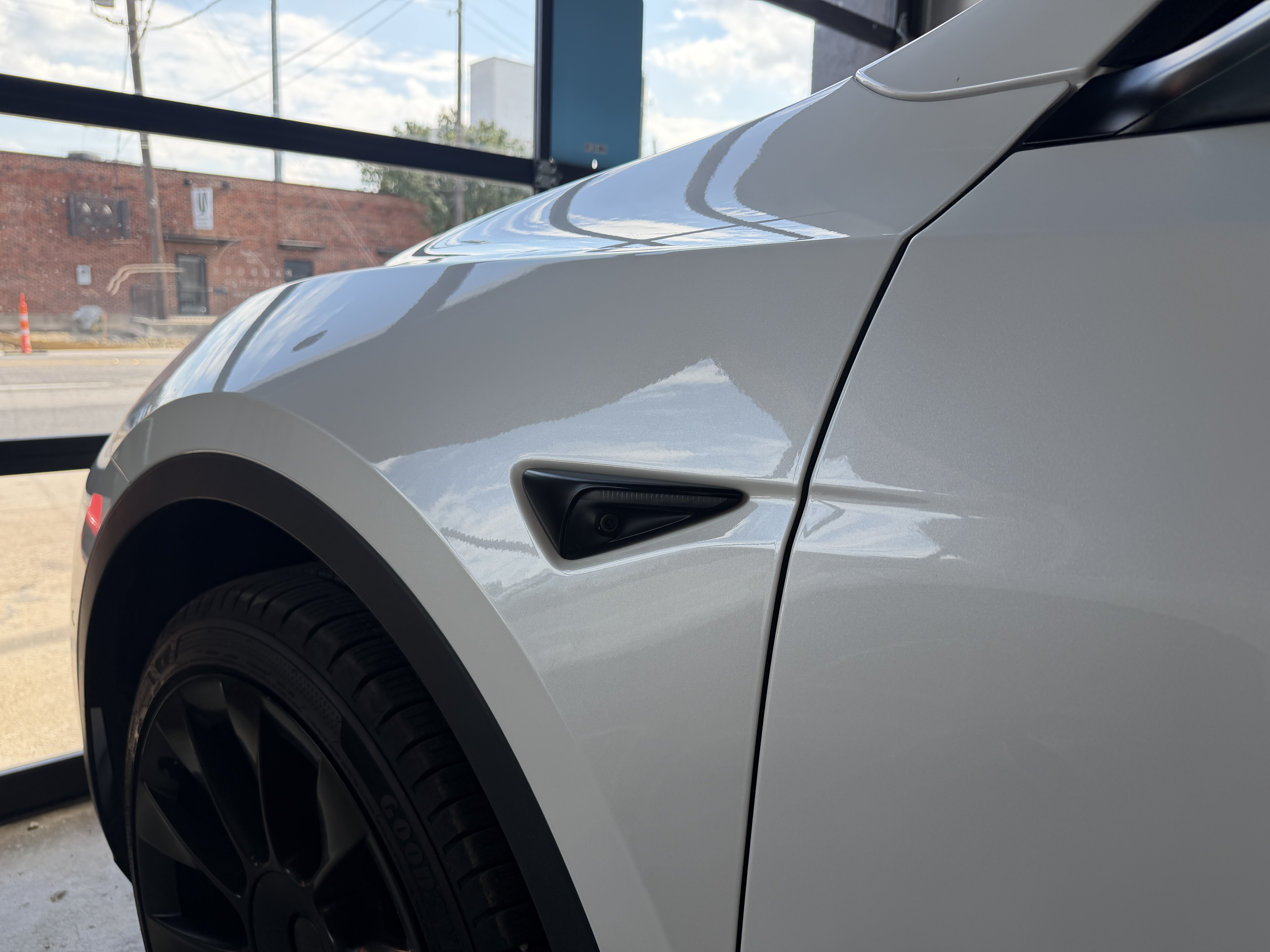 Used 2021 Tesla Model Y AWD image 17