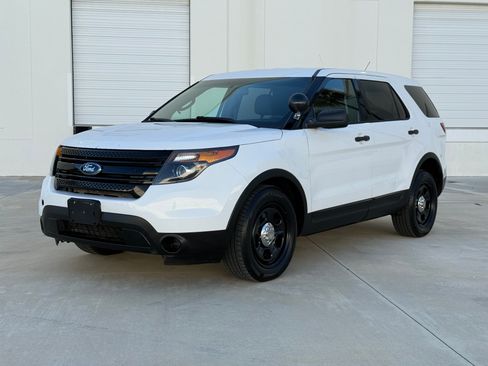 Used 2013 Ford Explorer image 1