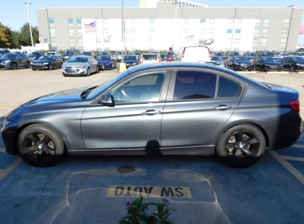 Used 2014 BMW 320i Sedan RWD image 5
