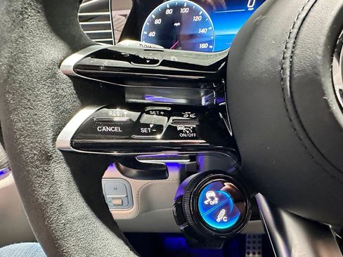 Used 2025 Mercedes-Benz GLE 53 AMG image 19