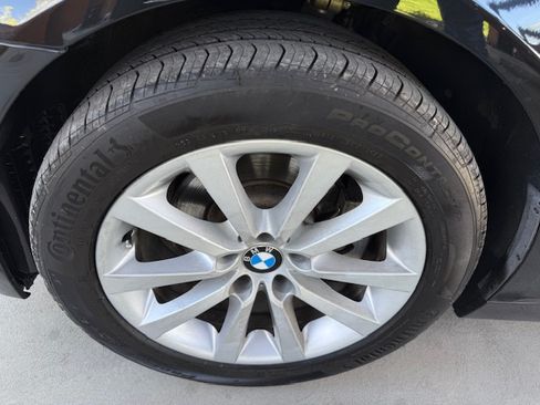Used 2012 BMW 528i xDrive Sedan AWD/4WD image 23