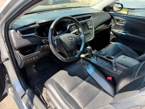 Used 2013 Toyota Avalon Limited FWD image 6