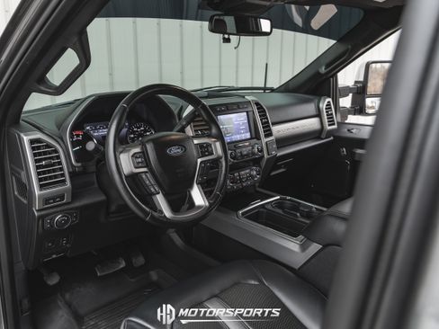 Used 2021 Ford F450 Platinum image 44