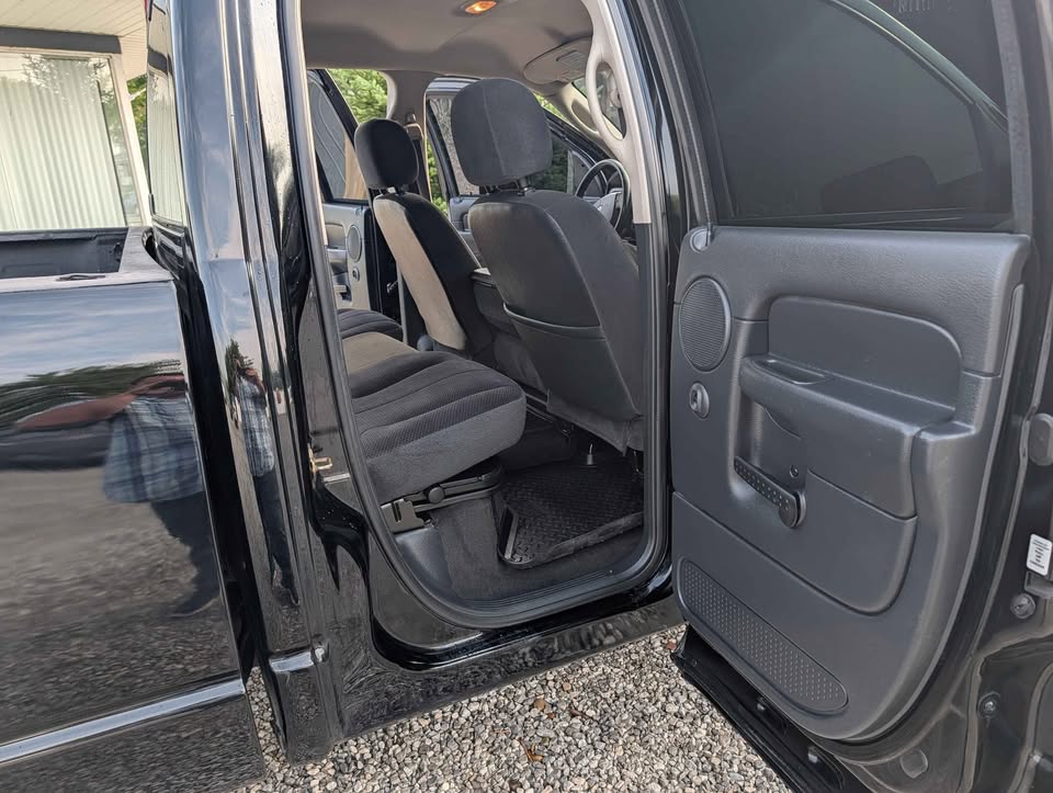 Used 2004 Dodge Ram 2500 Truck 4x4 Quad Cab image 7