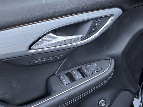 New 2026 Buick Envision Avenir image 12