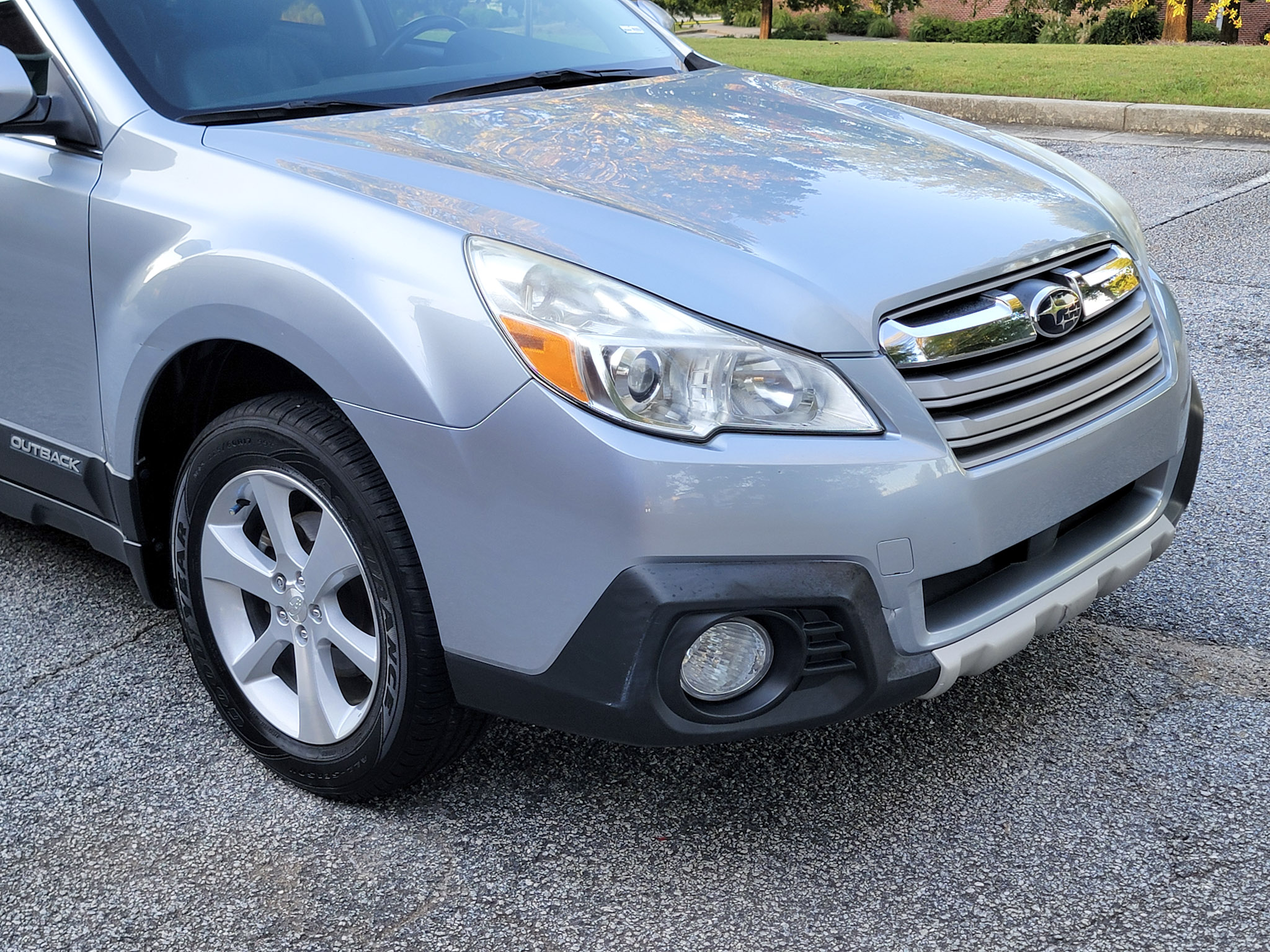 Used 2013 Subaru Outback 2.5i Limited AWD/4WD image 15