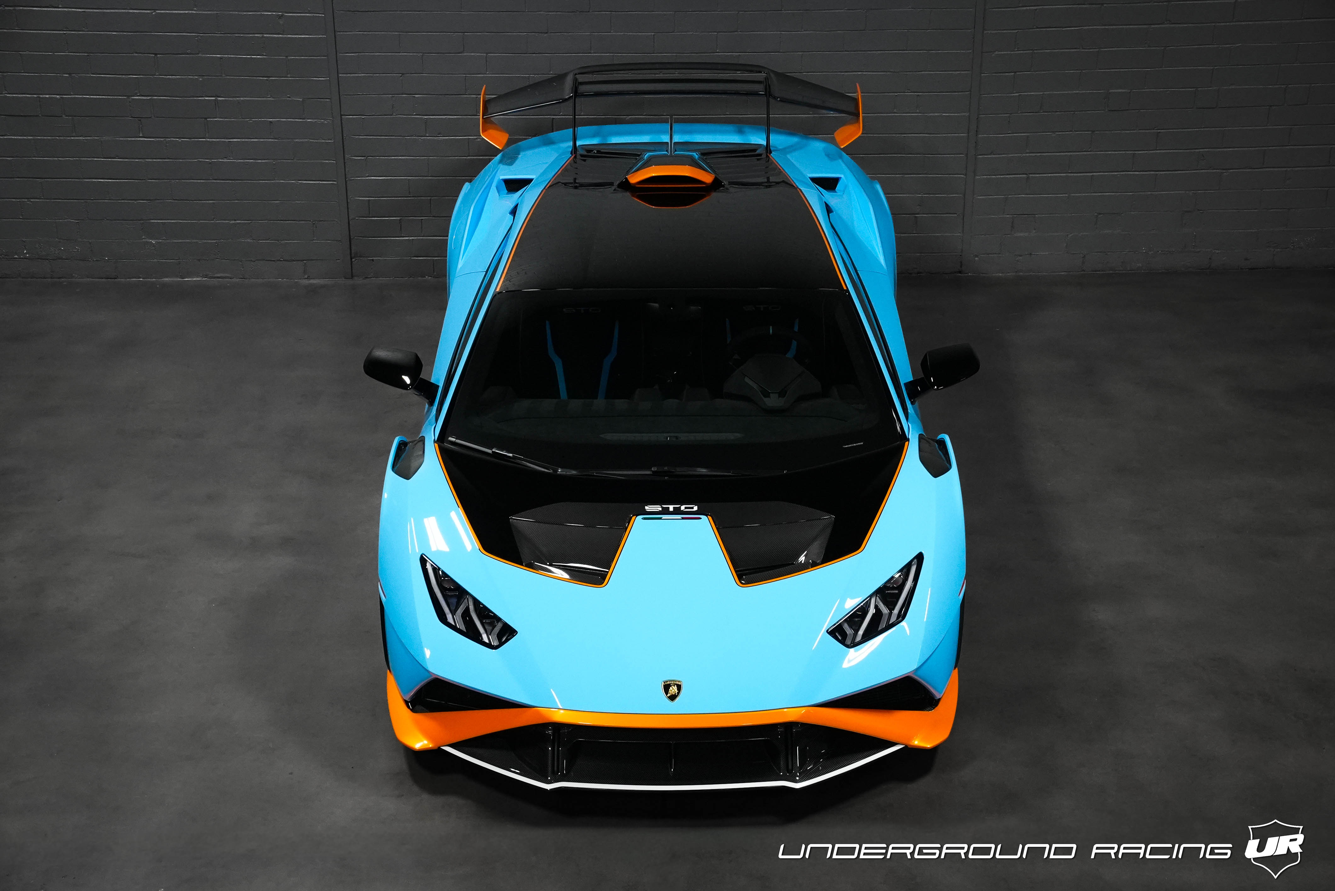 Used 2022 Lamborghini Huracan STO Coupe RWD image 2