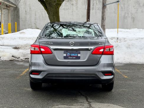 Used 2016 Nissan Sentra SV image 4