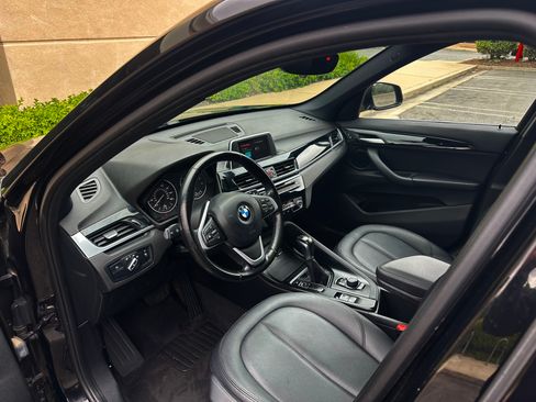 Used 2018 BMW X1 sDrive28i Sport Utility 4D FWD image 30