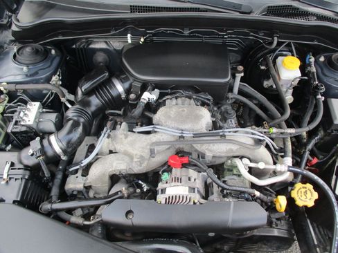 Used 2010 Subaru Impreza 2.5i Premium image 41