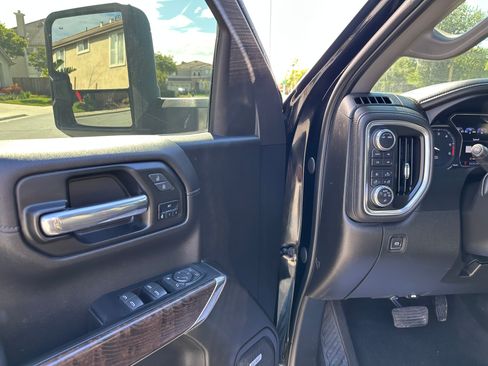 Used 2022 GMC Sierra 1500 Limited Denali image 17