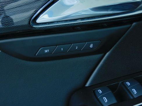 Used 2023 Buick Envision FWD Essence image 16