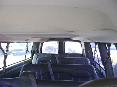 Used 2013 Chevrolet Express 3500 LS Extended Passenger RWD image 13