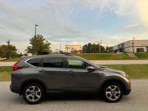 Used 2019 Honda CR-V AWD EX image 3