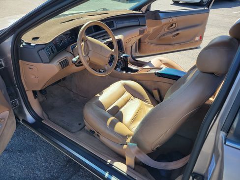 Used 1995 Lincoln Mark VIII image 21