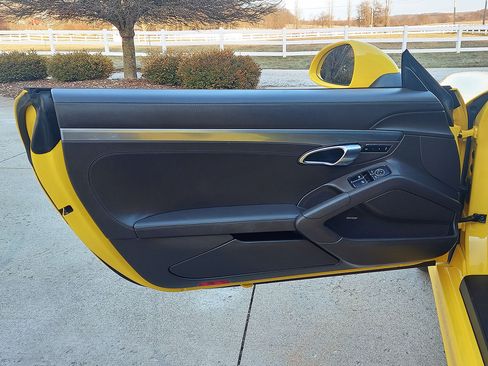 Used 2014 Porsche Boxster S image 55