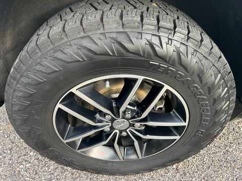 Used 2017 Jeep Grand Cherokee 4WD Trailhawk image 20