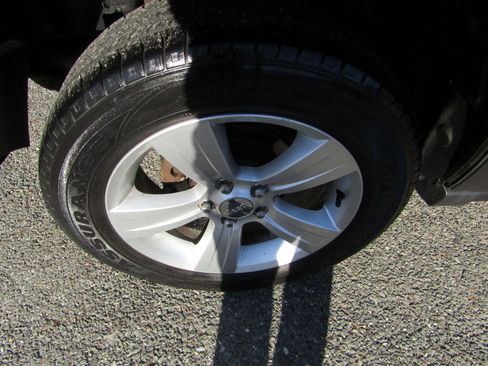 Used 2013 Jeep Patriot Latitude image 12