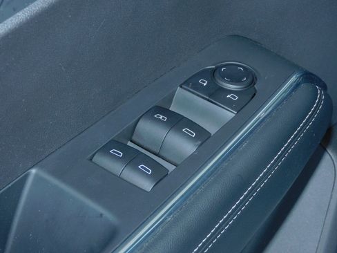 Certified 2025 GMC Acadia Elevation image 17