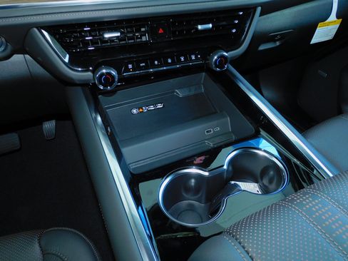 New 2025 Chevrolet Tahoe High Country image 34