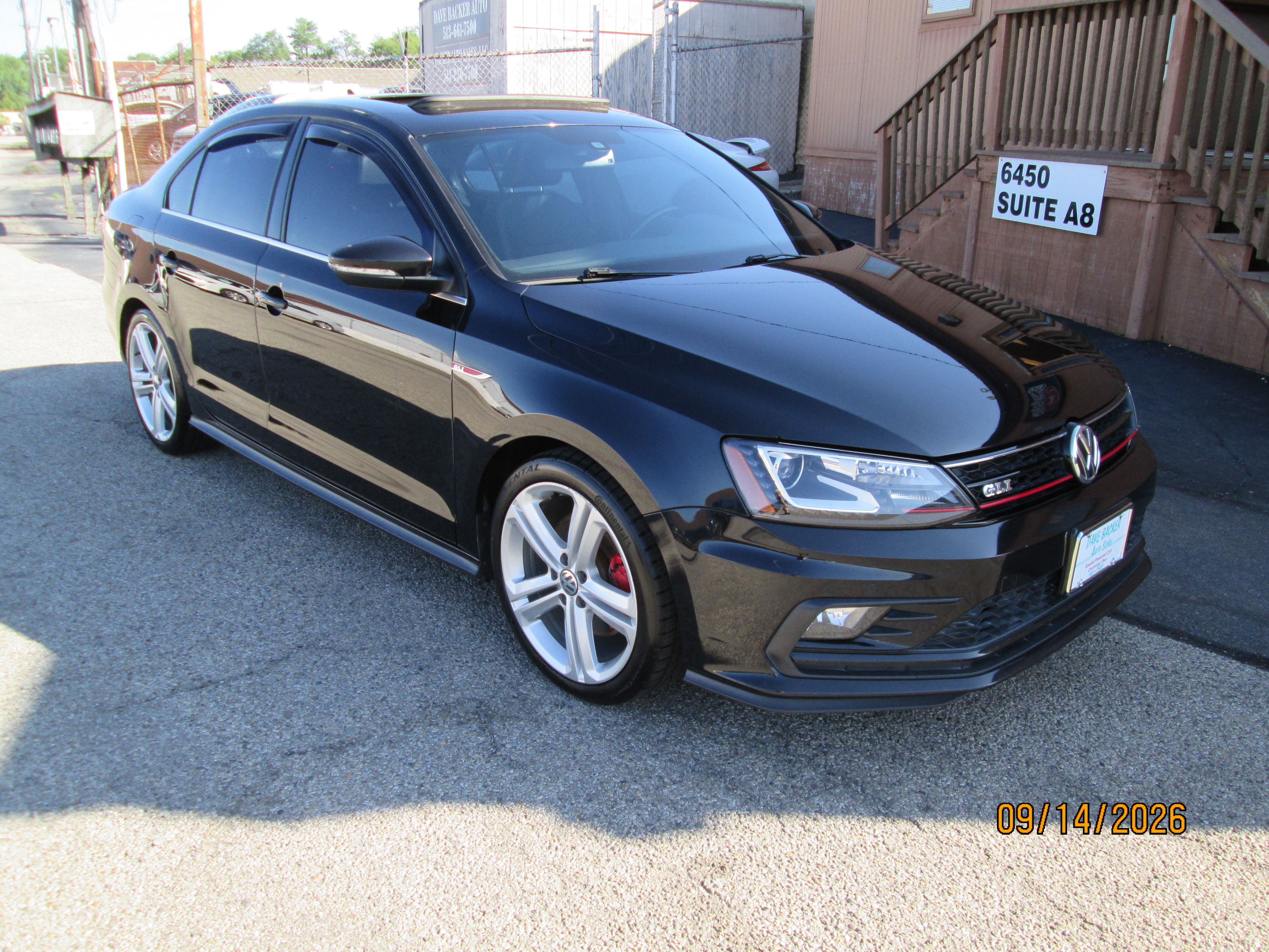 Used 2016 Volkswagen Jetta GLI Sedan FWD image 1