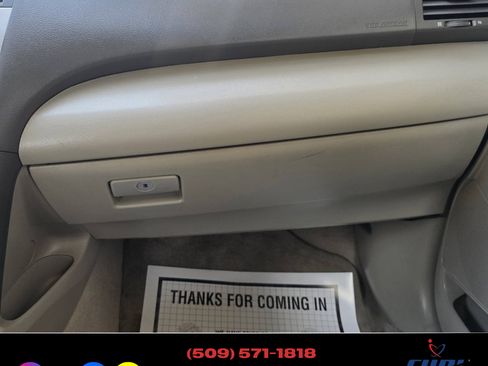 Used 2010 Toyota Camry UNAVAIL FWD image 12