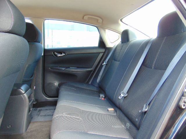Used 2016 Nissan Sentra S FWD image 17