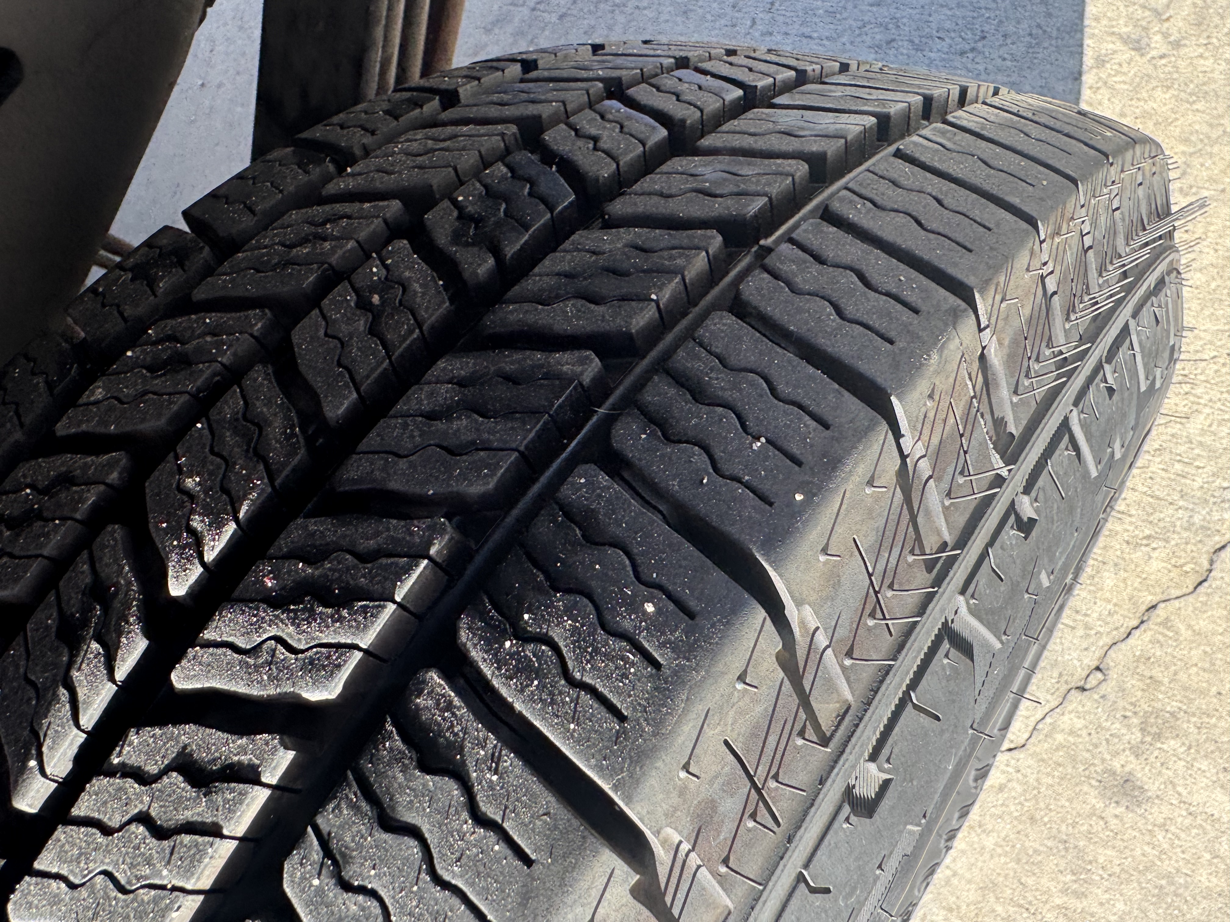 Used 2014 Ford E-250 and Econoline 250 UNAVAIL RWD image 12