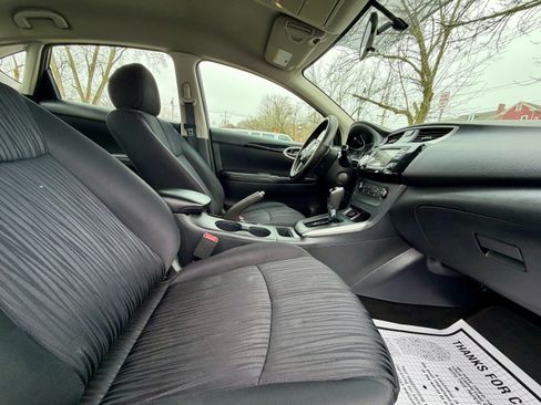 Used 2016 Nissan Sentra SV image 17