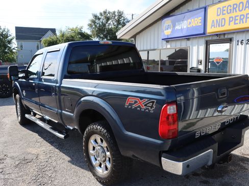 Used 2016 Ford F250 Lariat image 5
