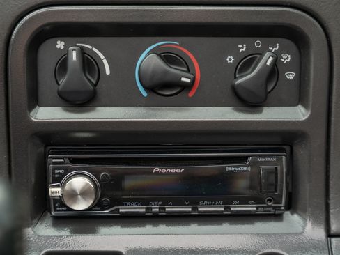 Used 1994 Dodge Viper RT/10 image 56