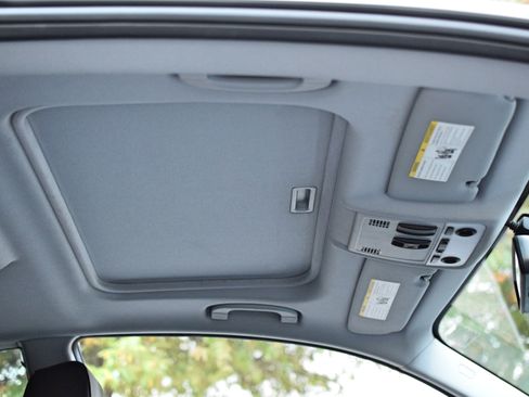 Used 2012 BMW 128i image 28