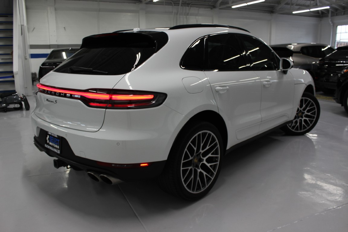 Used 2020 Porsche Macan S AWD/4WD image 2