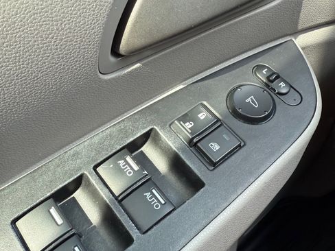 Used 2012 Honda Odyssey Touring image 23