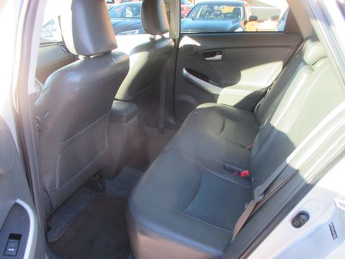 Used 2010 Toyota Prius Two image 9