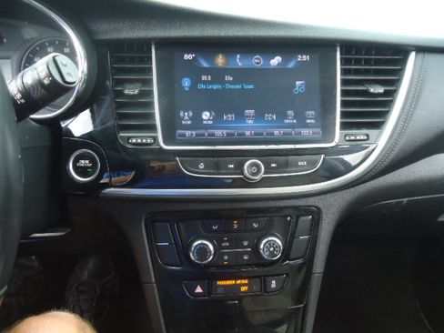 Used 2019 Buick Encore FWD Preferred image 15