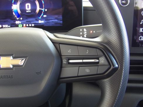 Used 2024 Chevrolet Silverado EV W/T image 25