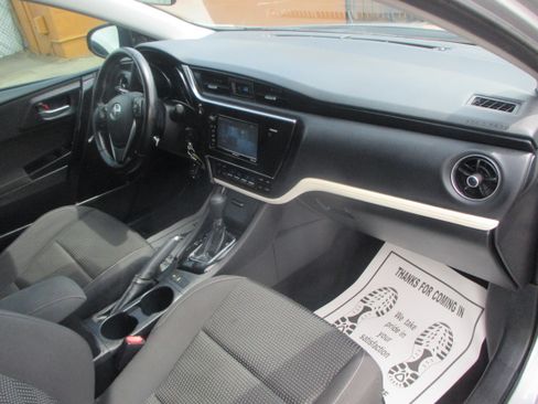 Used 2016 Scion iM image 3