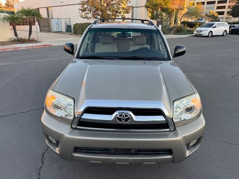 Used 2007 Toyota 4Runner SR5 image 11