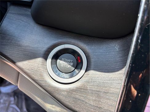 Used 2022 Jeep Grand Cherokee Overland image 31